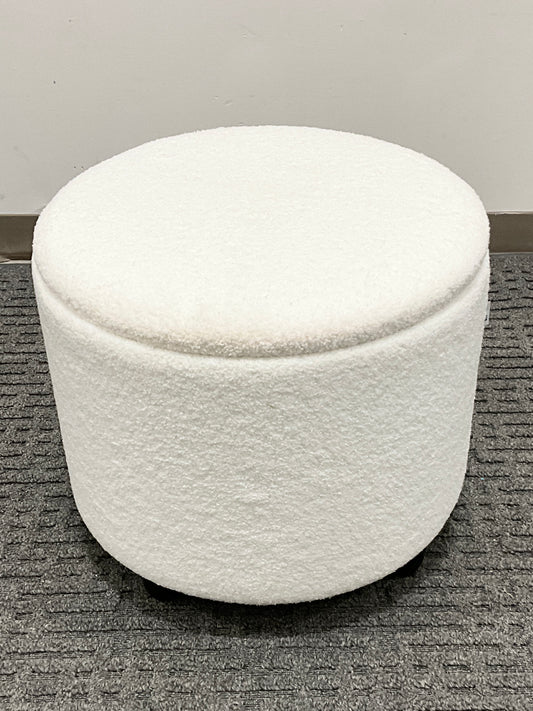 White Sherpa Storage Ottoman (New) 22”X18”