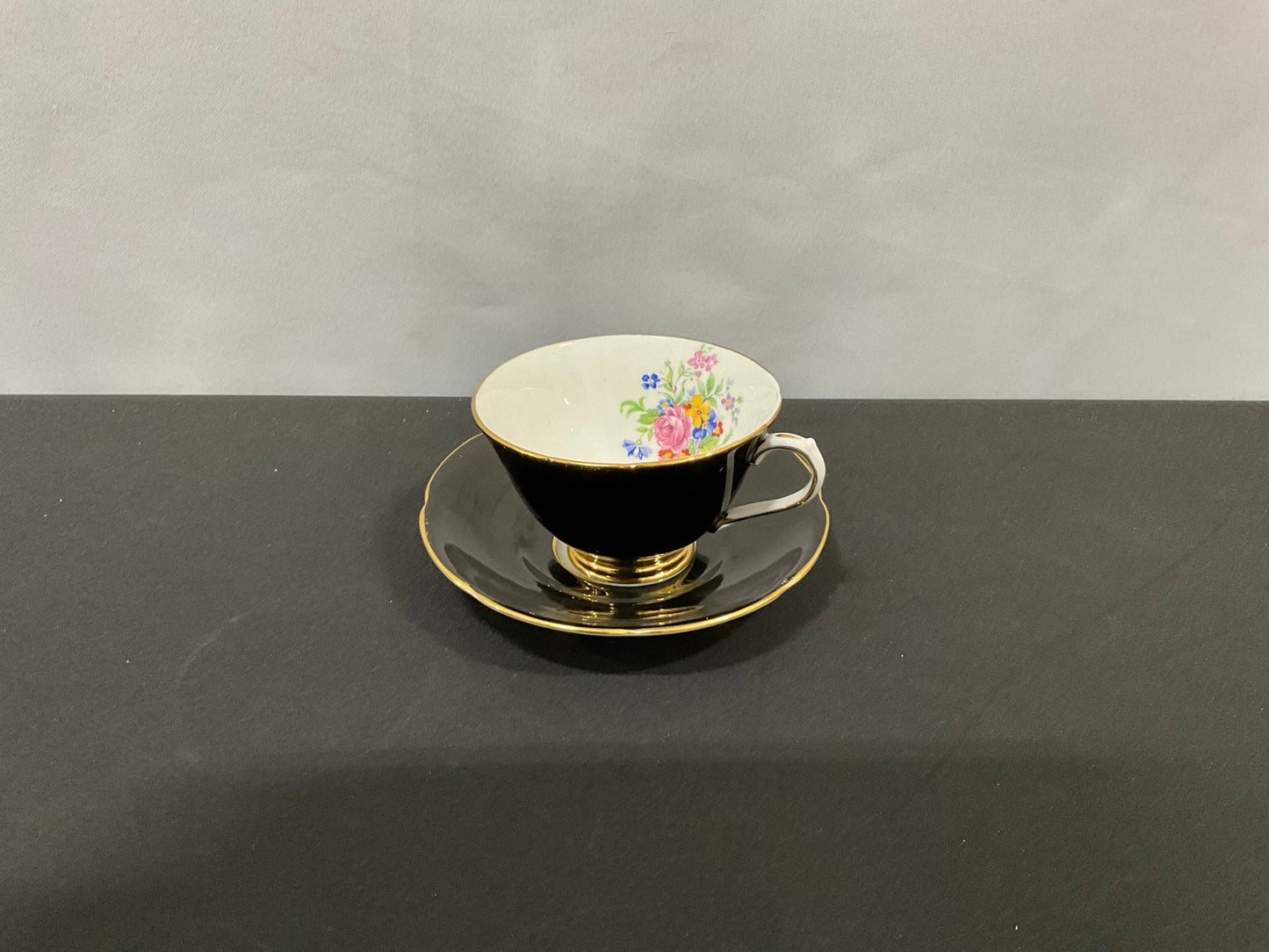 Teacup (Gently Used)